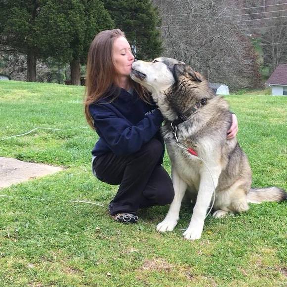 Meet your Posher, Nikki - Picture 1 of 1